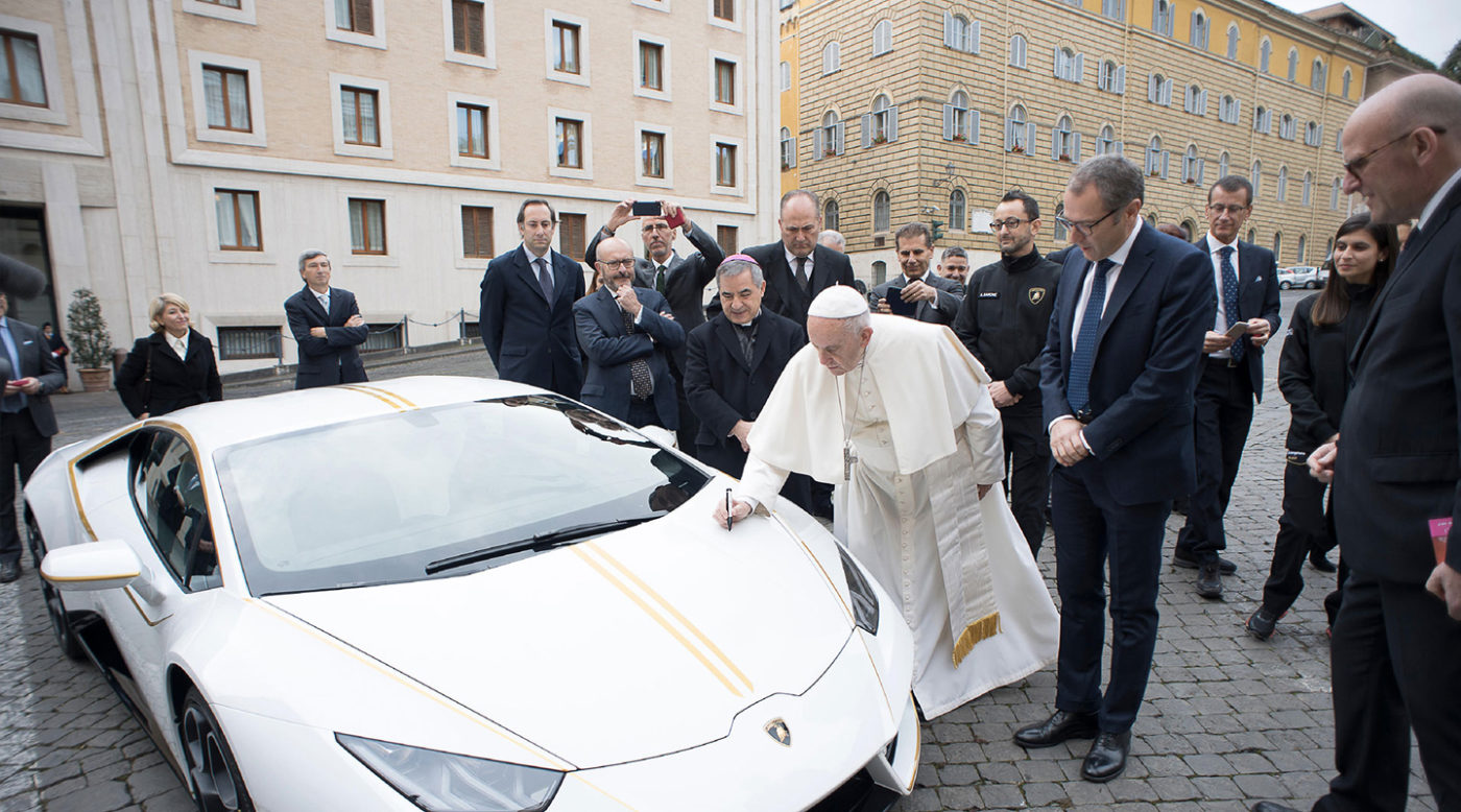 Pope Francis Gets His Own Special Lamborghini