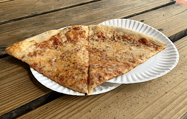 New York Pizza: Tampa and St. Pete Slug It Out - Registry Tampa Bay