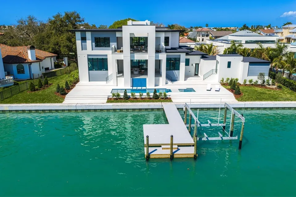 This Tierra Verde Estate Was Designed for the Ultimate Boating Lifestyle
