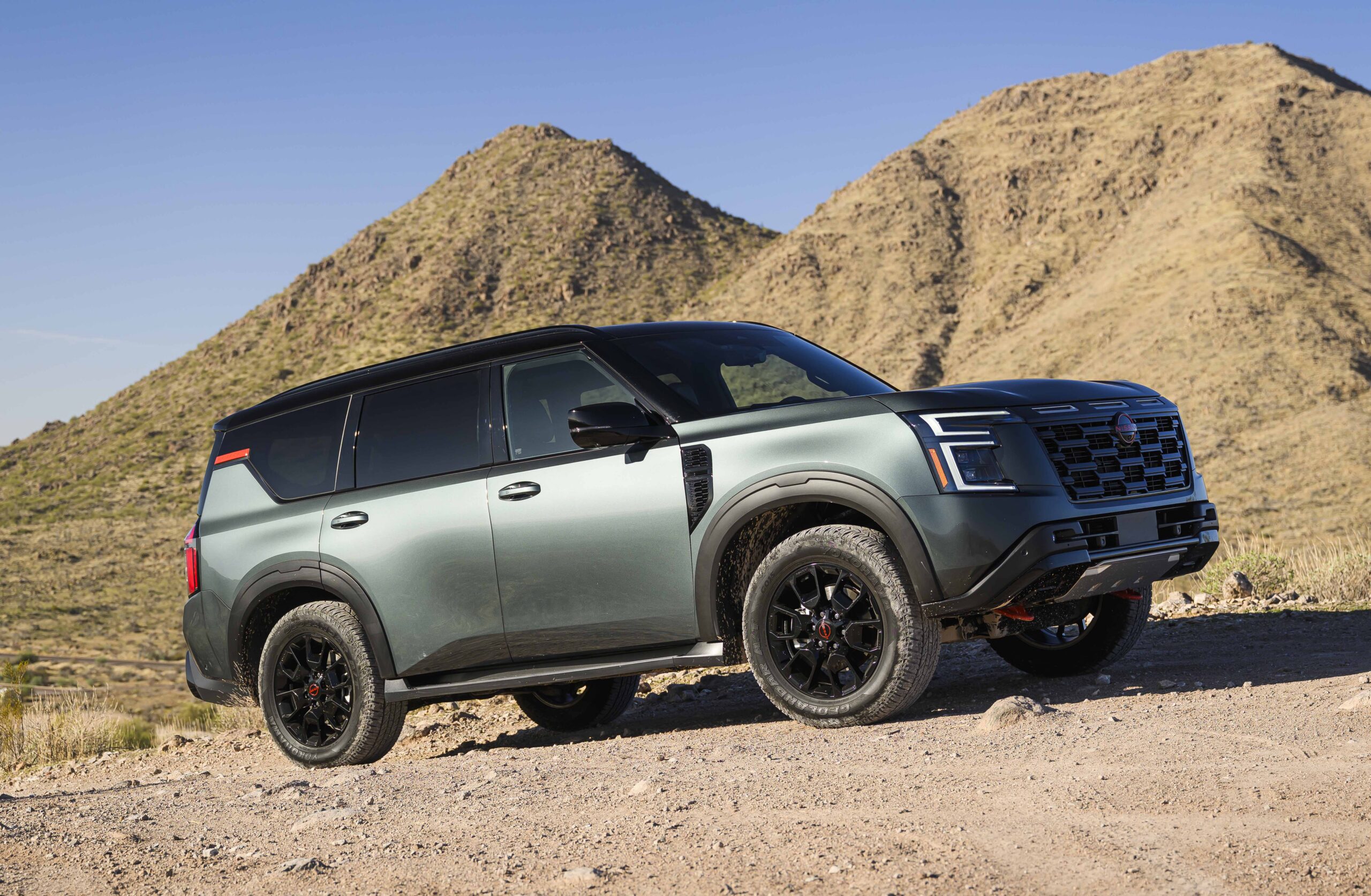 Featuring an unmistakably rugged design, the first-ever Armada PRO-4X -- the most capable in model history -- tackles the toughest terrains with effortless capability.